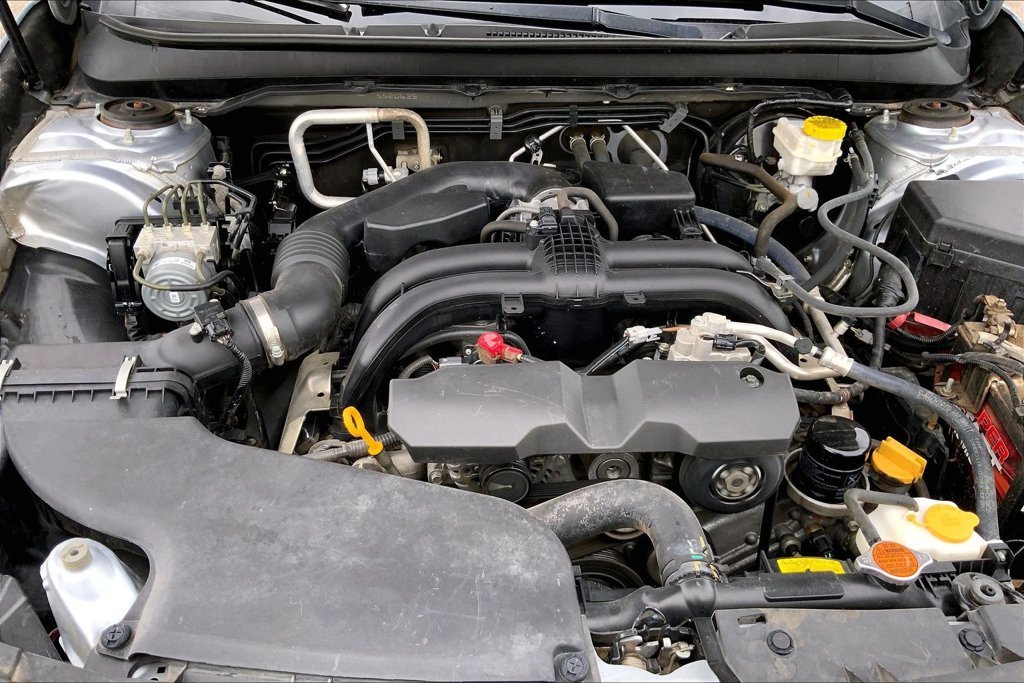 Used 2019 Silver Subaru 2.5i image 30
