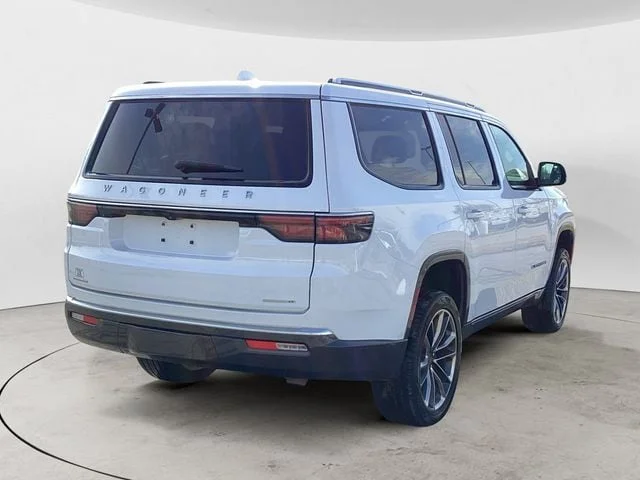 Used 2022 Bright White Clearcoat Jeep Series III image 5