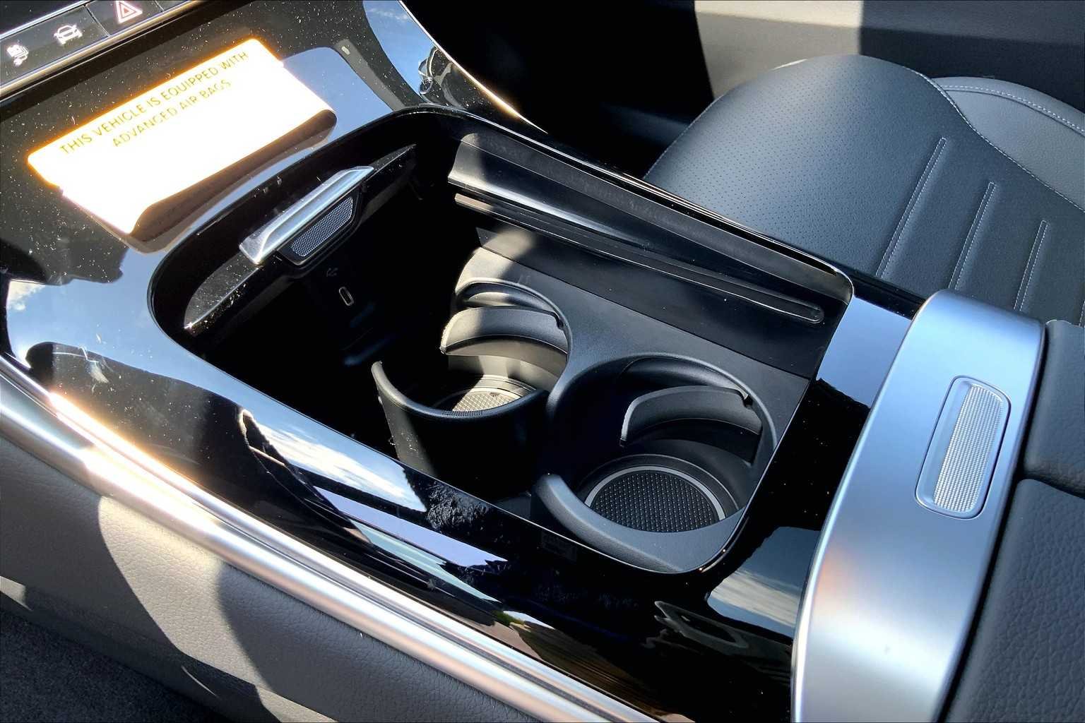 2026 Mercedes-Benz GLC Base - Photo 7
