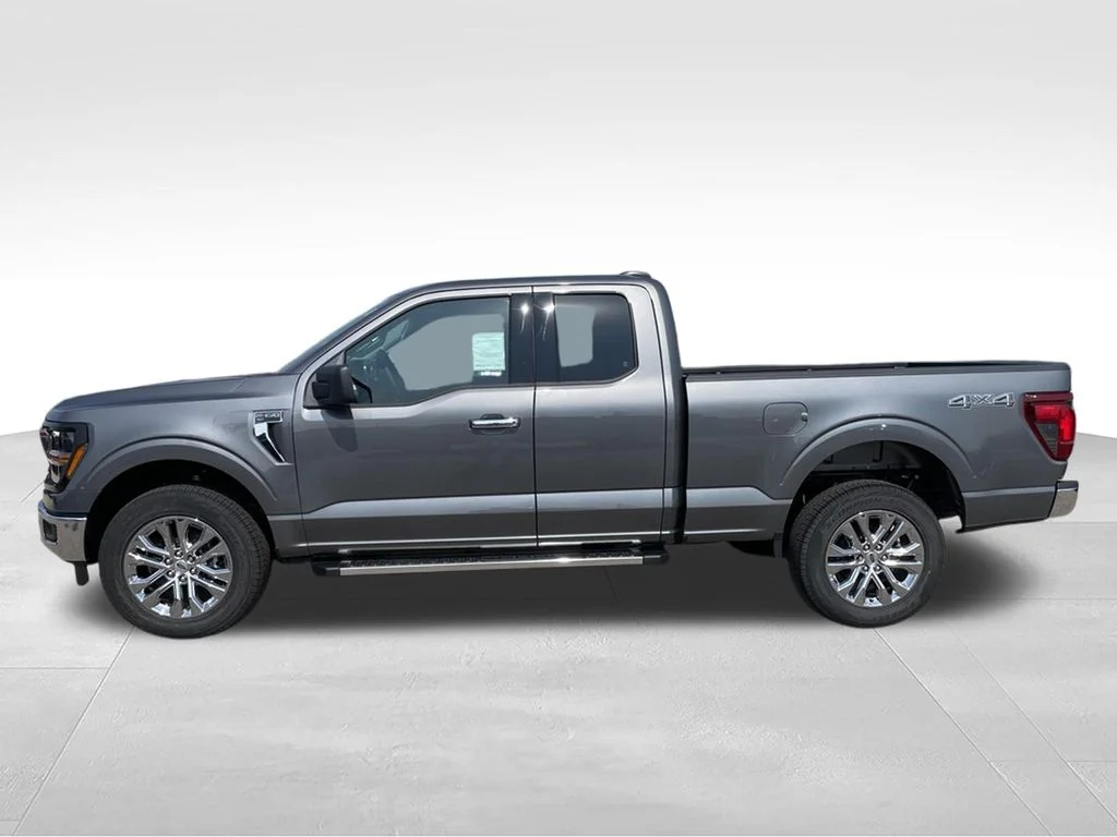 New 2026 Carbonized Gray Metallic Ford XLT image 27