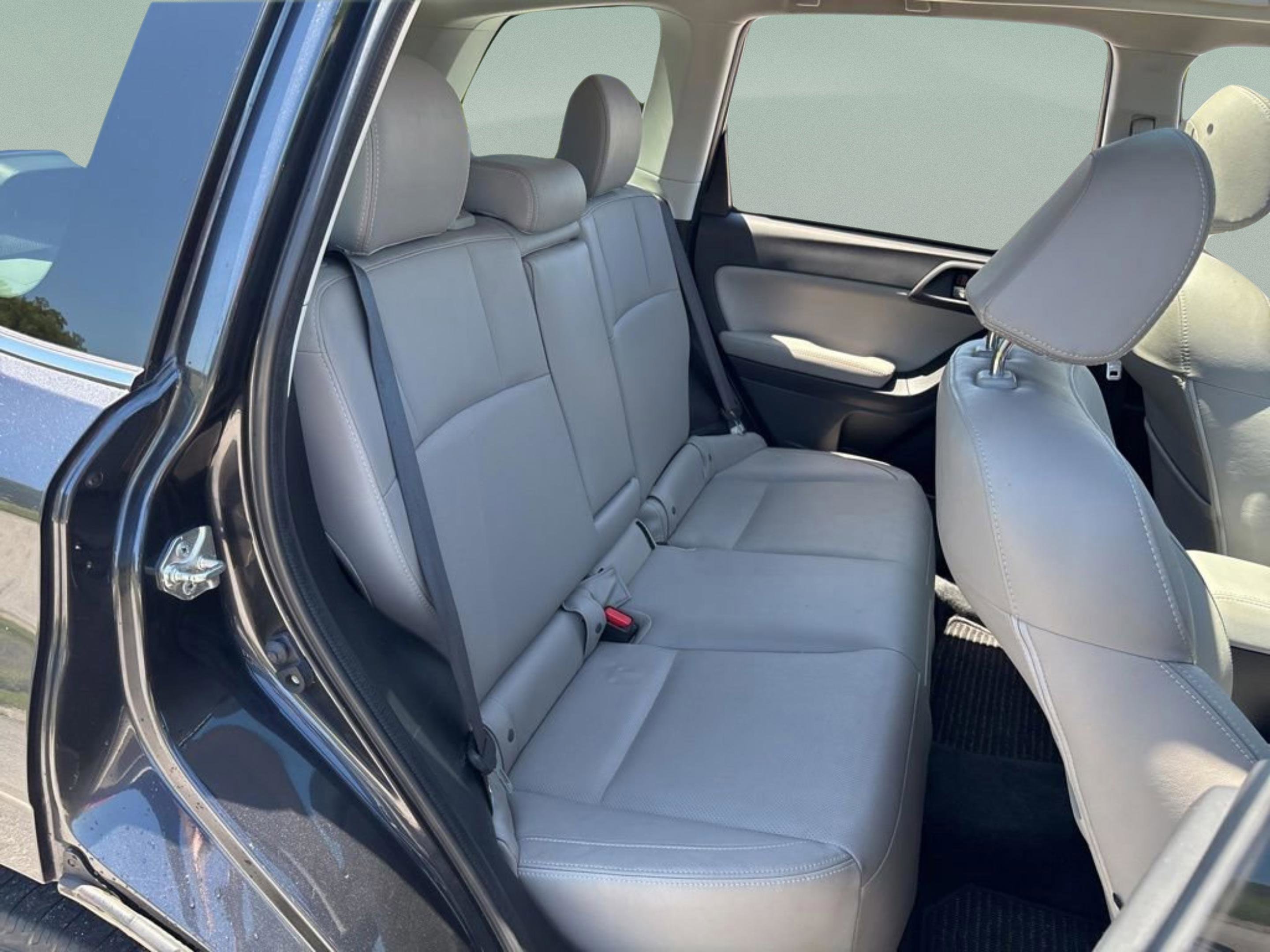 Used 2017 Dark Gray Metallic Subaru Limited image 22