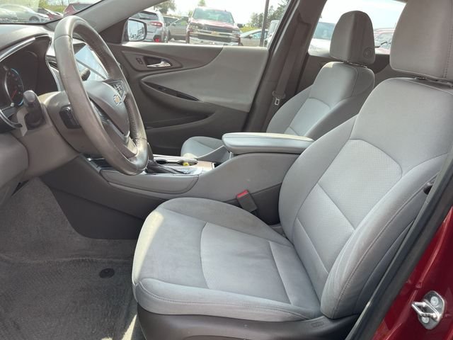 Used 2017 Red Chevrolet LT image 15