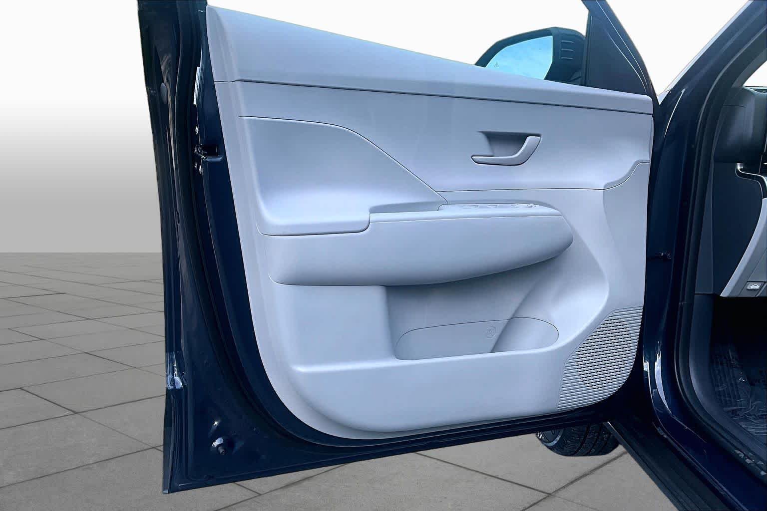 Used 2025 Denim Blue Hyundai SE image 22