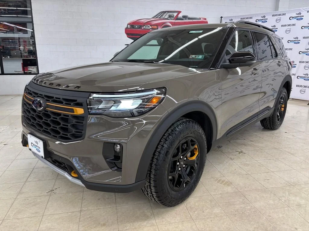 New 2026 Marsh Gray Ford Tremor® image 3