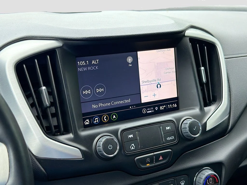 Used 2023 Summit White GMC SLT image 13