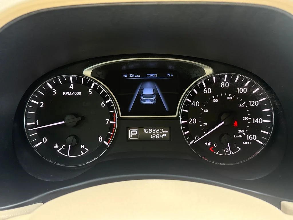 Used 2013 Arctic Blue Nissan SL image 21