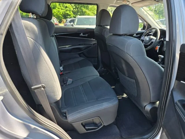 Used 2020 Silver Kia LX image 21