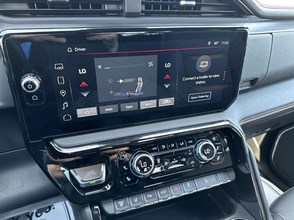 Used 2025 Black GMC AT4 image 18