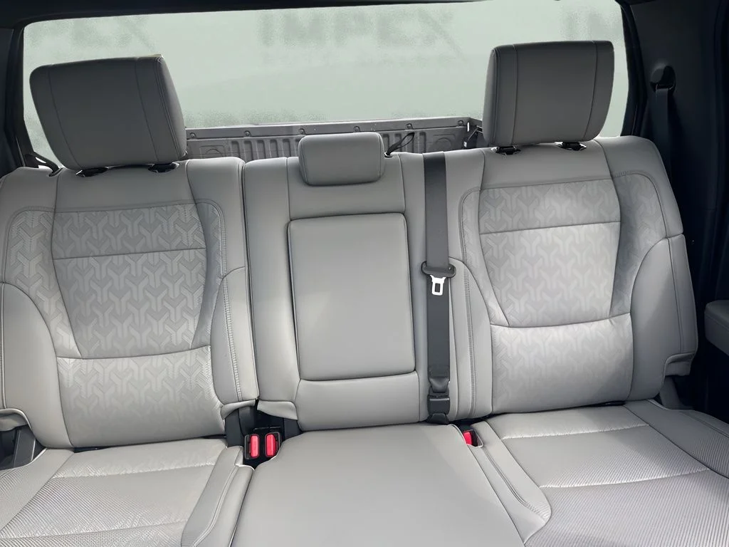 Used 2025  Toyota Limited image 7