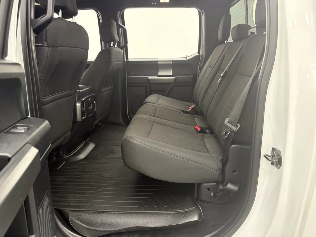 Used 2016  Ford XLT image 36