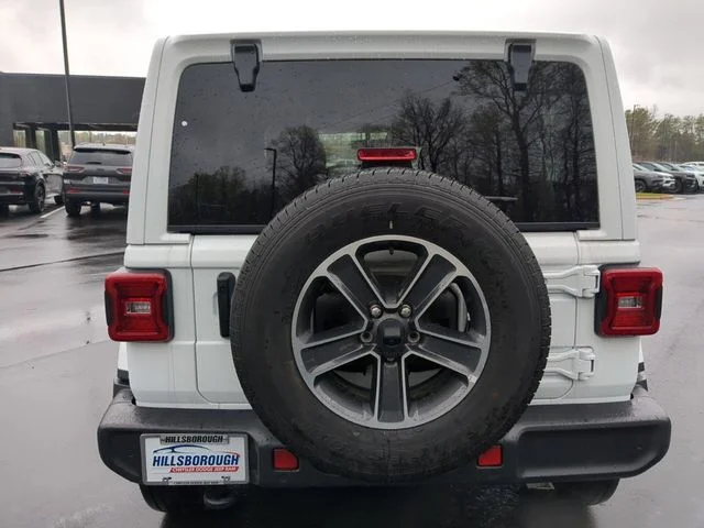 Used 2023 White Jeep Sahara image 7