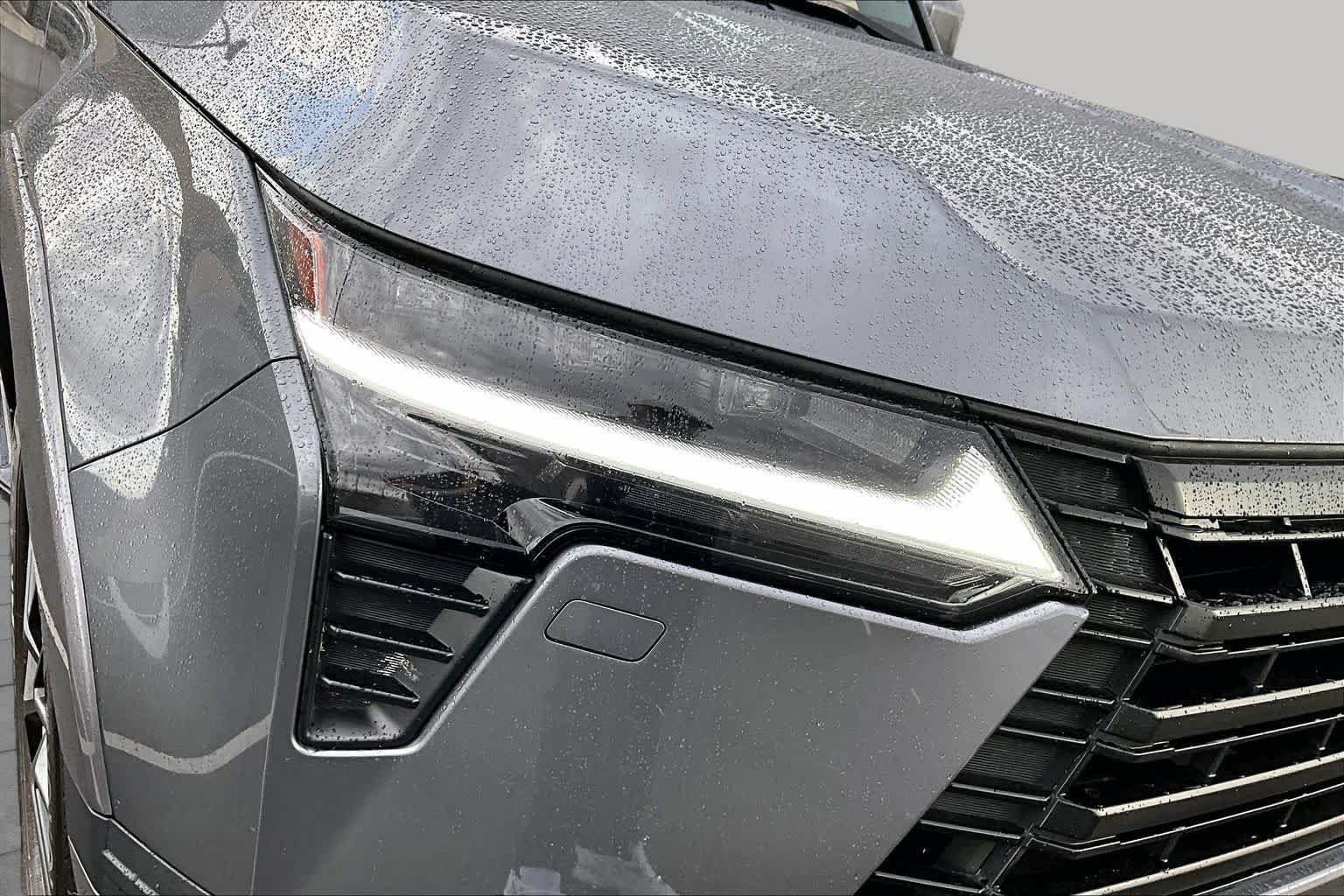 Used 2025 Nebula Gray Pearl Lexus Premium image 27