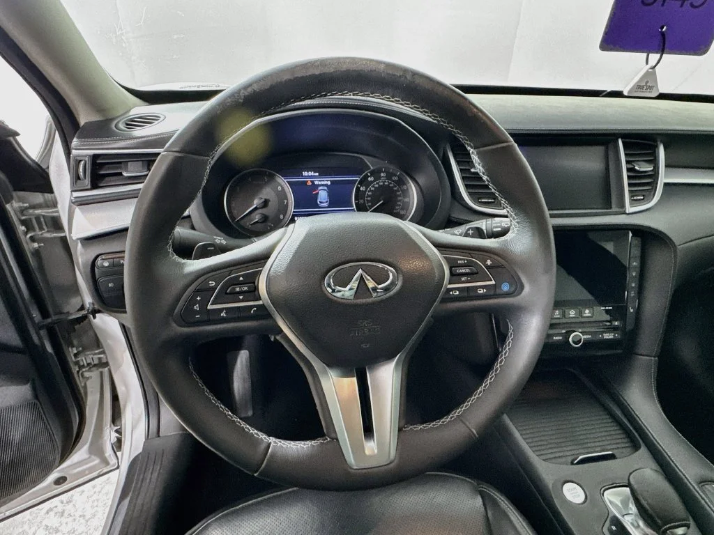 Certified Used 2019 Silver INFINITI ESSENTIAL image 13