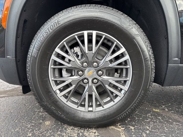 2026 Chevrolet Traverse LT - Photo 12