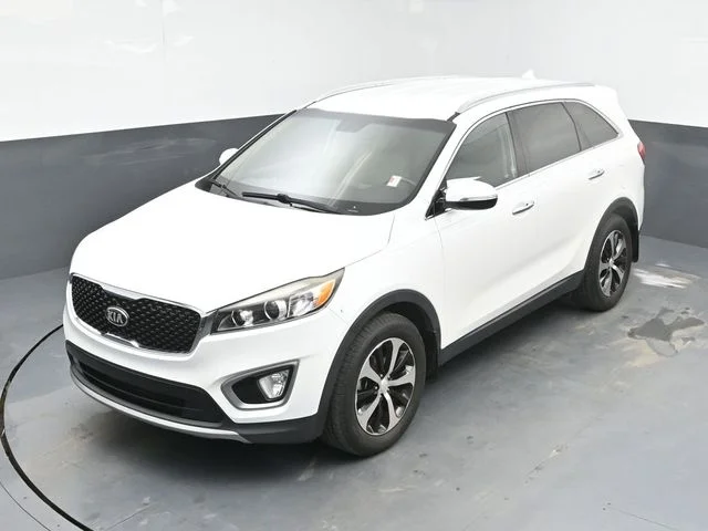 Used 2016 Snow White Pearl Kia EX image 15