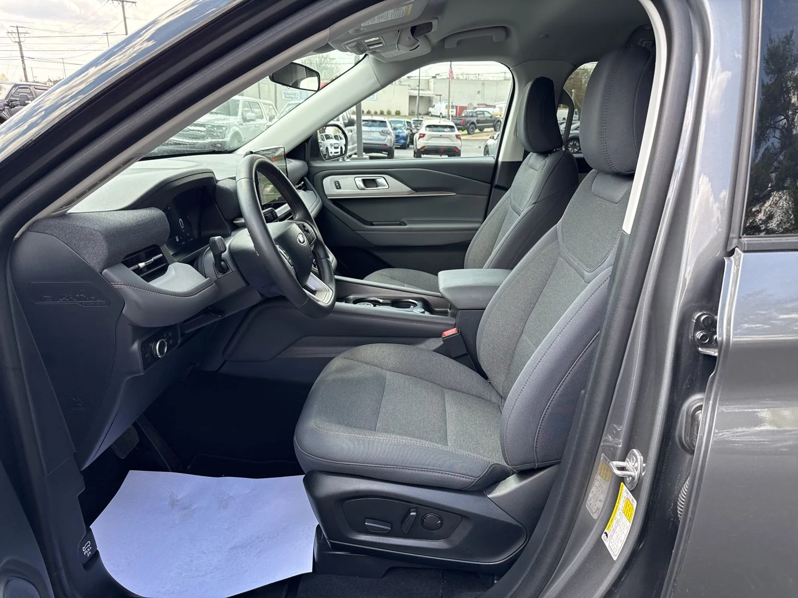 Certified Used 2025 Carbonized Gray Metallic Ford Active image 23