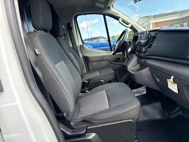 Used 2025 White Ford Base image 33