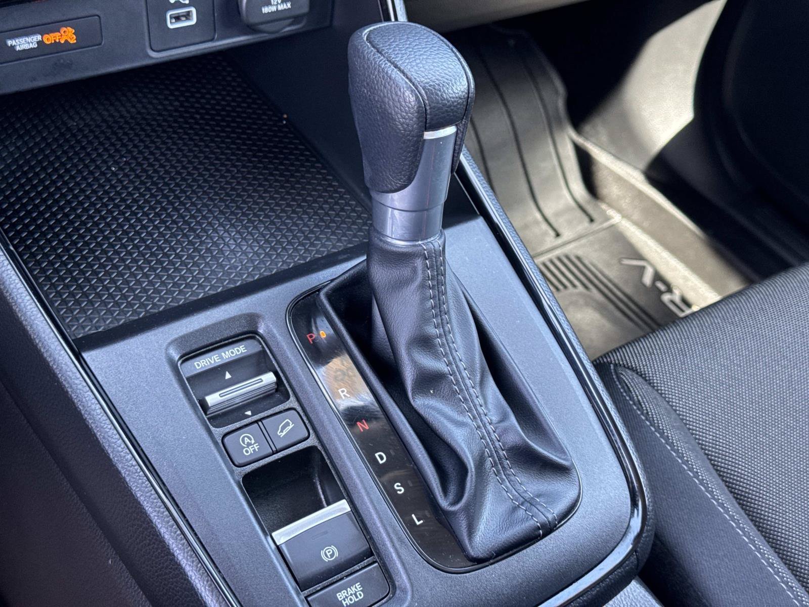 2024 Honda CR-V LX - Photo 17