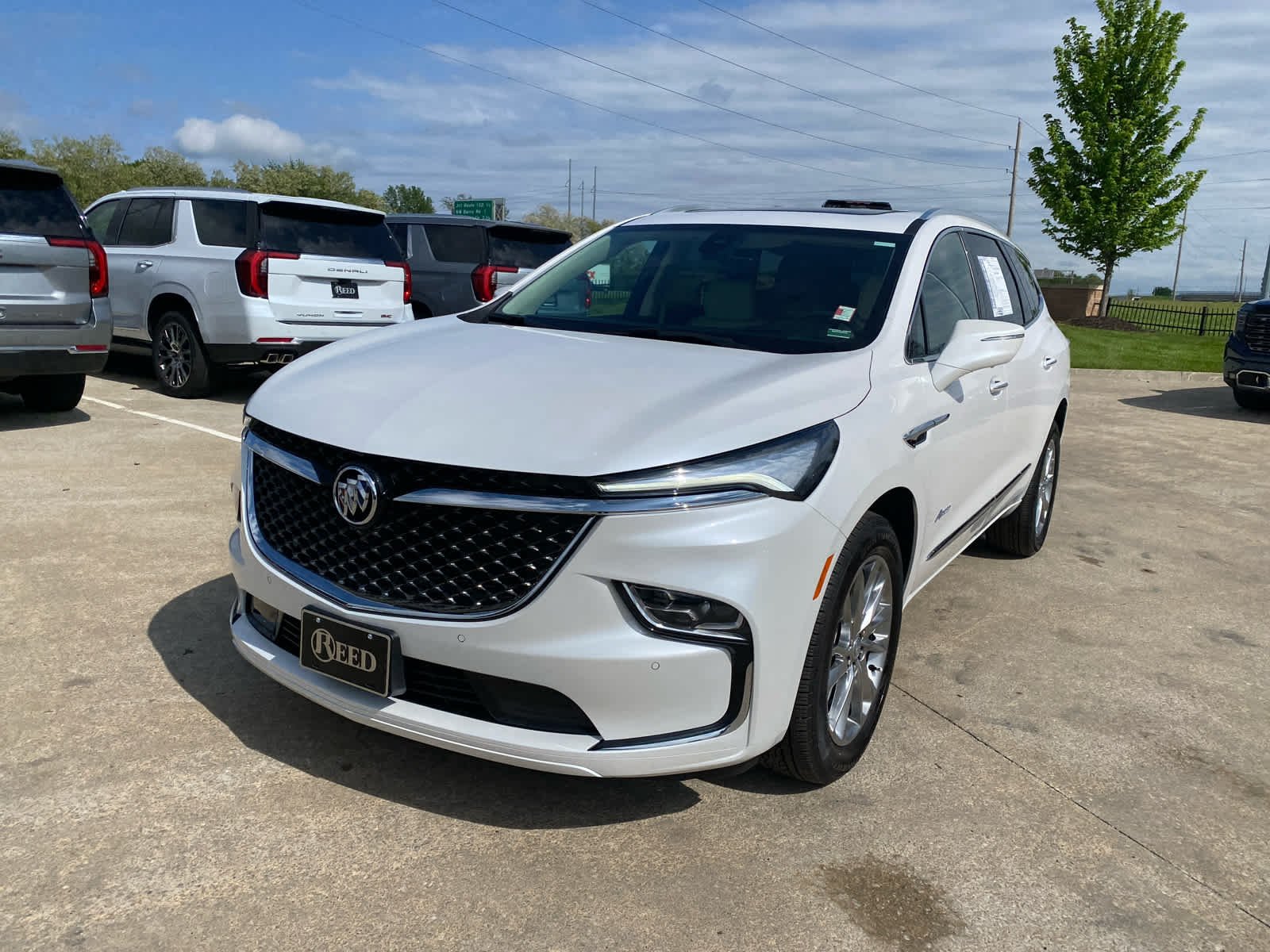 Used 2023 Buick Enclave Avenir with VIN 5GAEVCKW4PJ155733 for sale in Kansas City