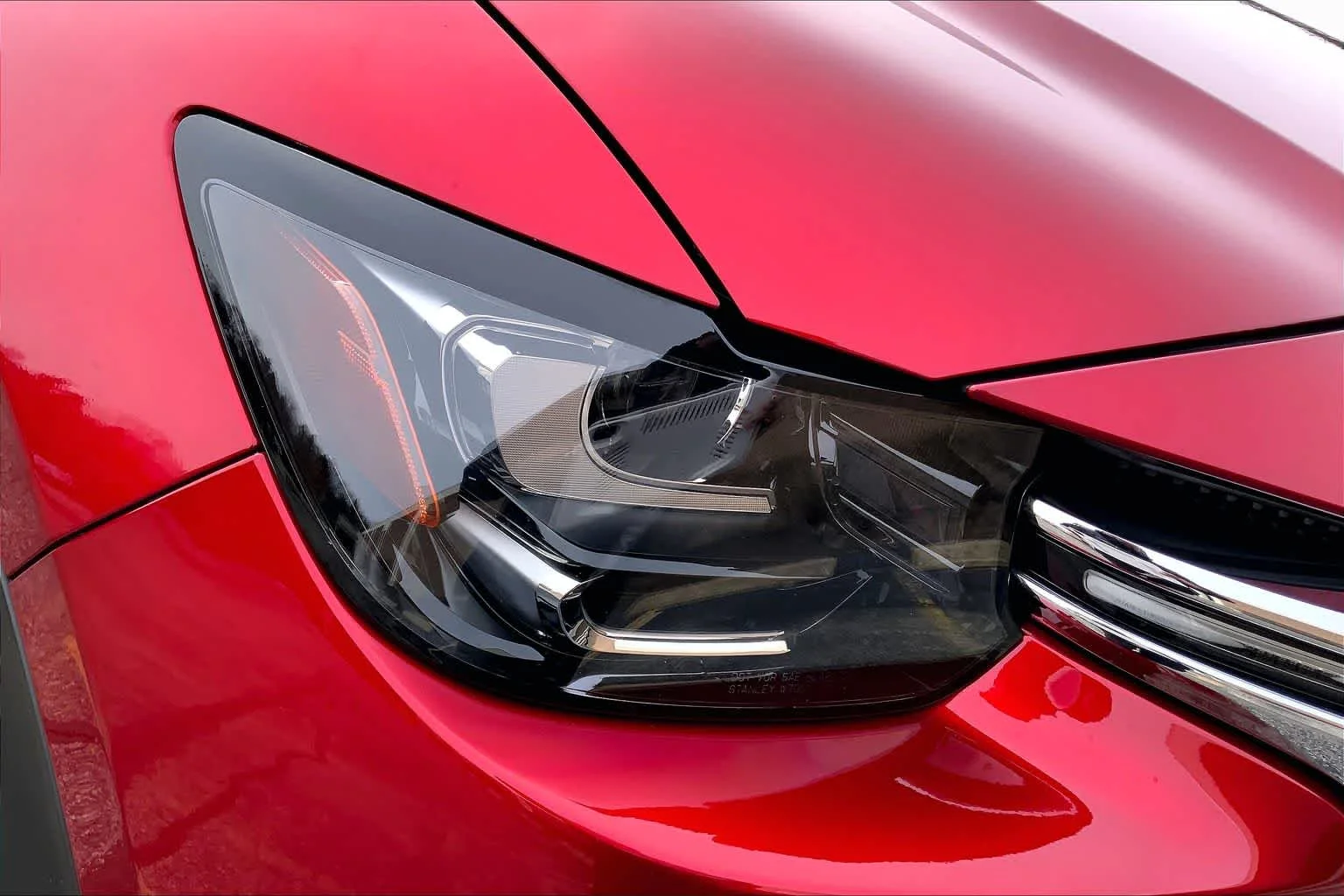 Certified Used 2025 Soul Red Crystal Metallic Mazda Preferred Package image 27