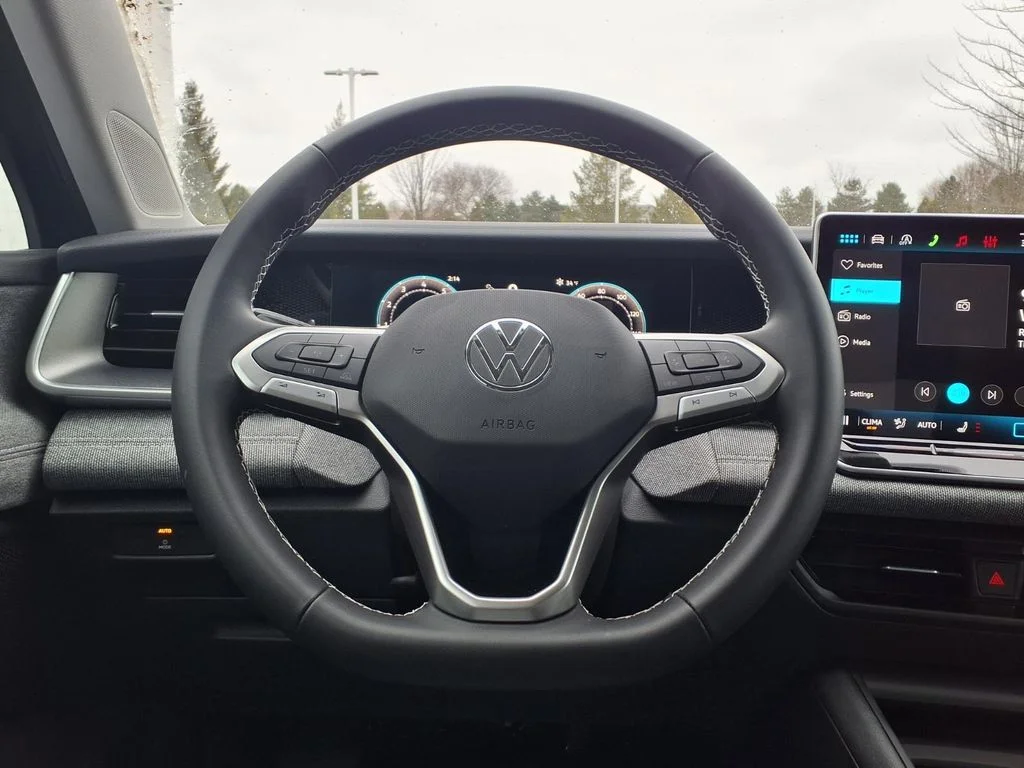 New 2026 Deep Black Pearl Volkswagen 2.0T S image 11