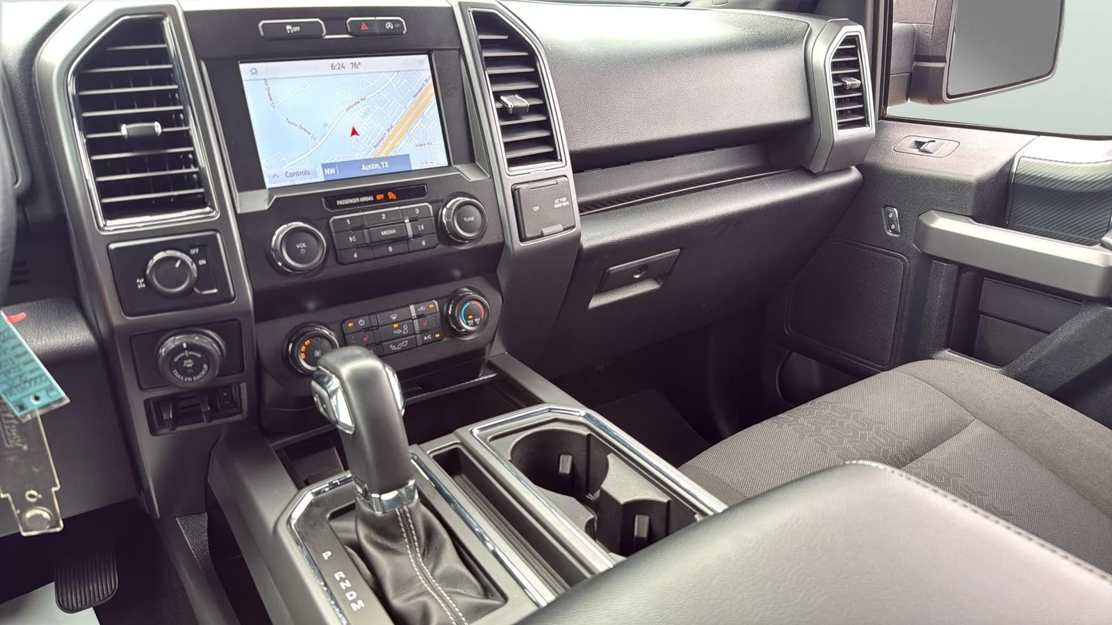 Used 2019 Red Ford XLT image 19