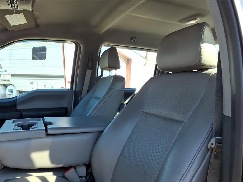 2019 Ford F-450 Super Duty Chassis Cab XL - Photo 20