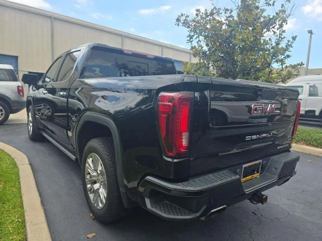 Used 2019 Black GMC Denali image 2