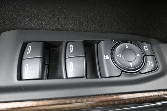 Used 2020 SHADOW GRAY METALLIC Chevrolet RST image 12