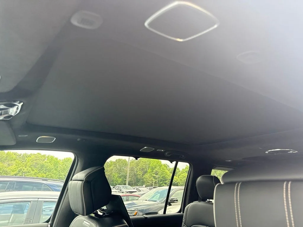 Used 2025 White Jeep Series II image 4