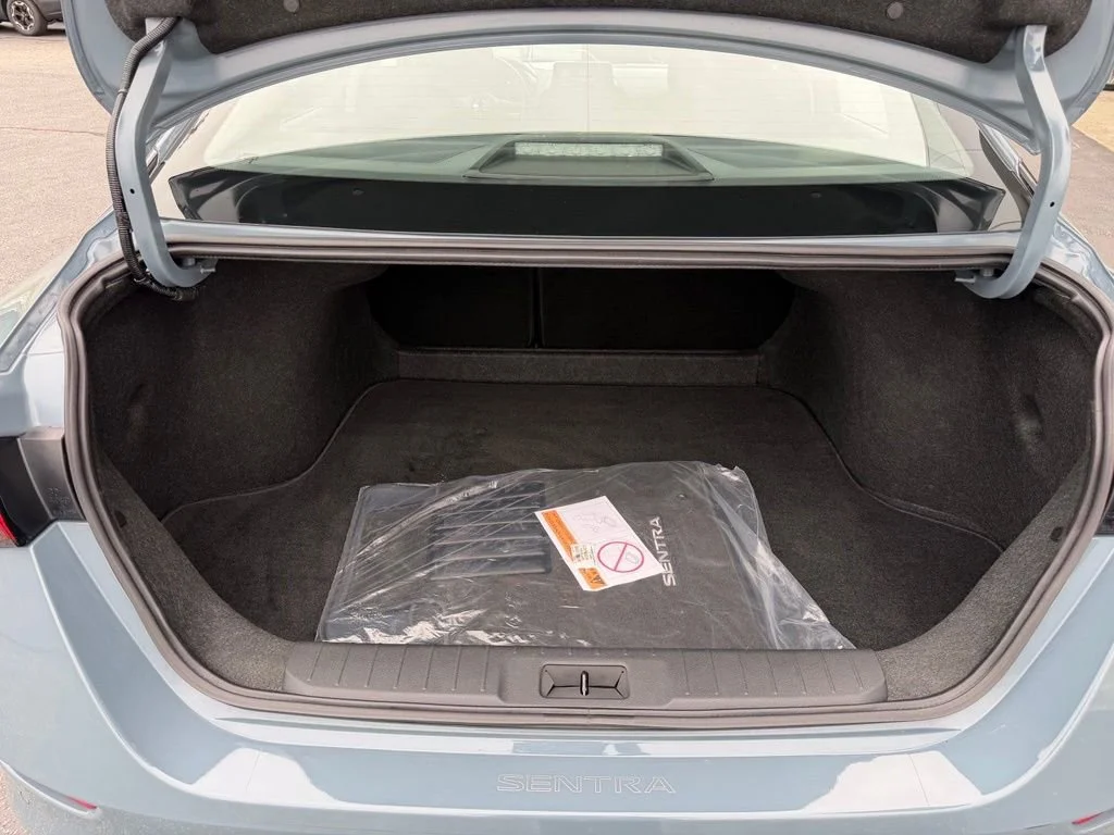 Used 2025 Gray Nissan SV image 16