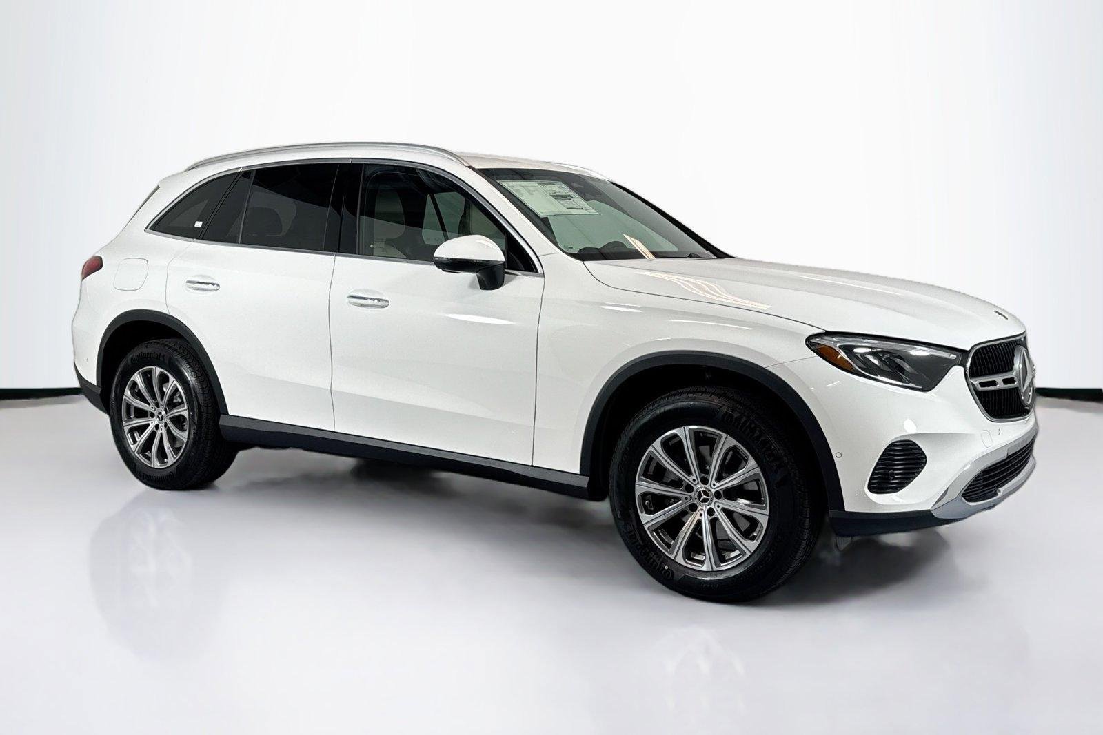 New 2026 Polar White Mercedes-Benz GLC 300 image 3