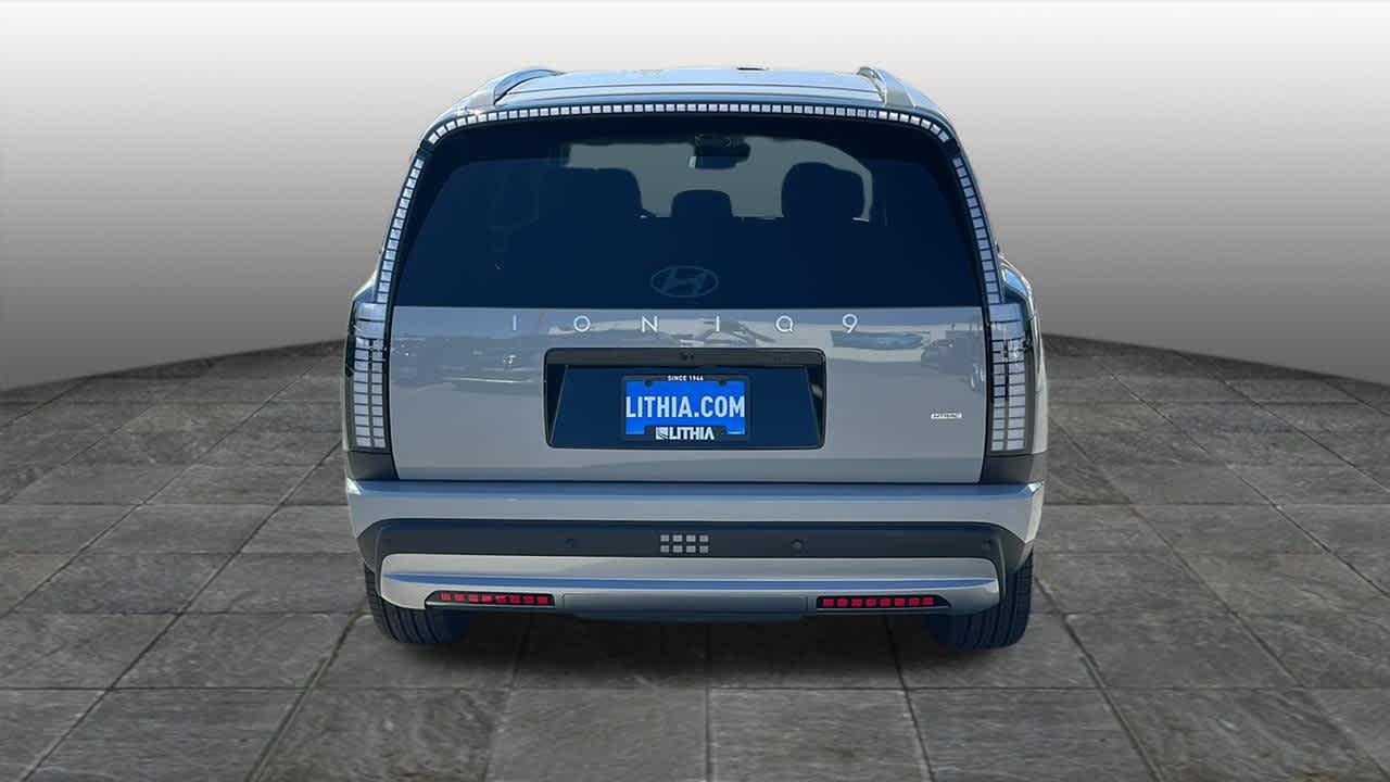 New 2026 Cyber Gray Hyundai SE image 37