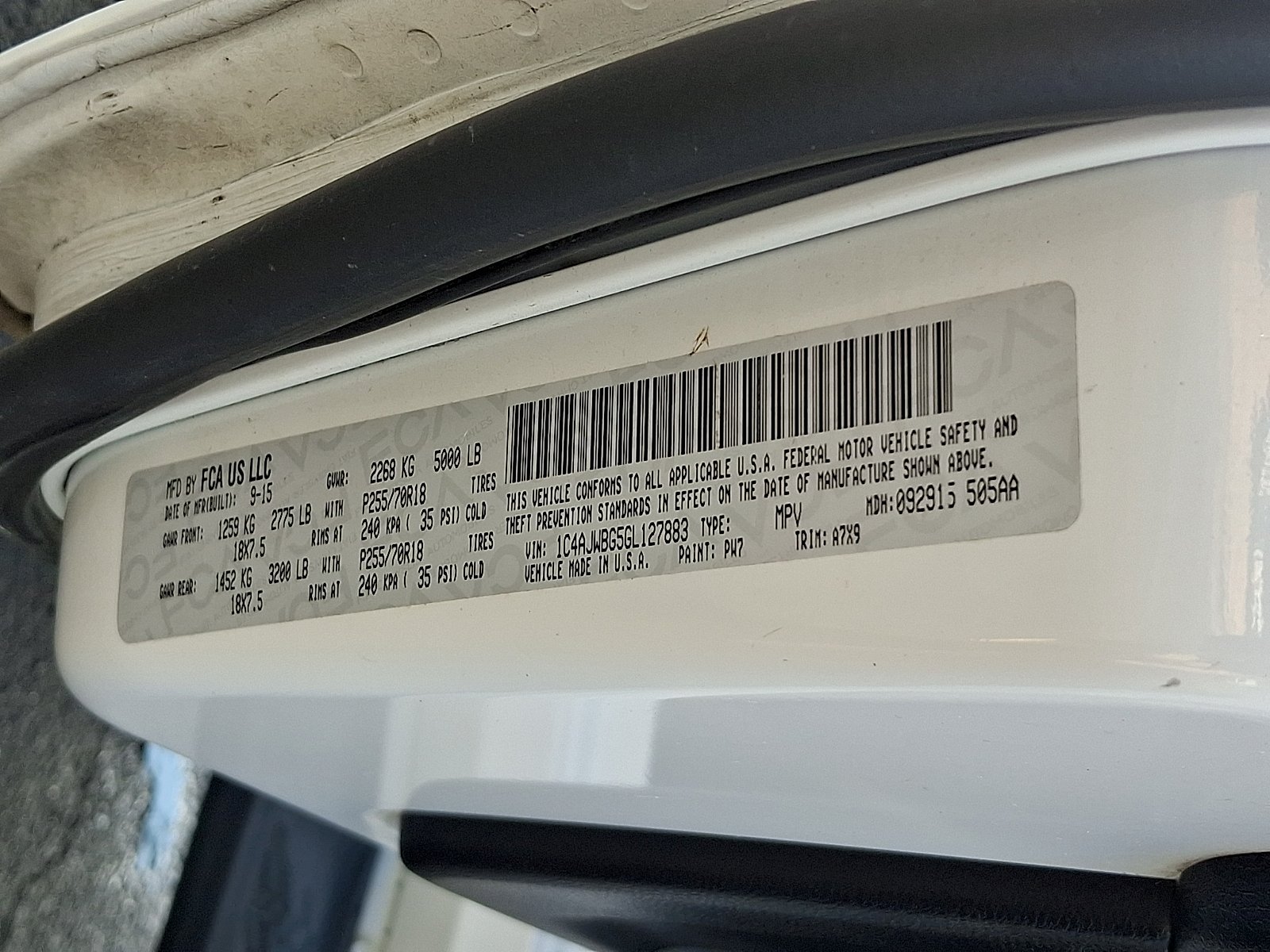 Used 2016 Bright White Clearcoat - PW7 Jeep Sahara image 30
