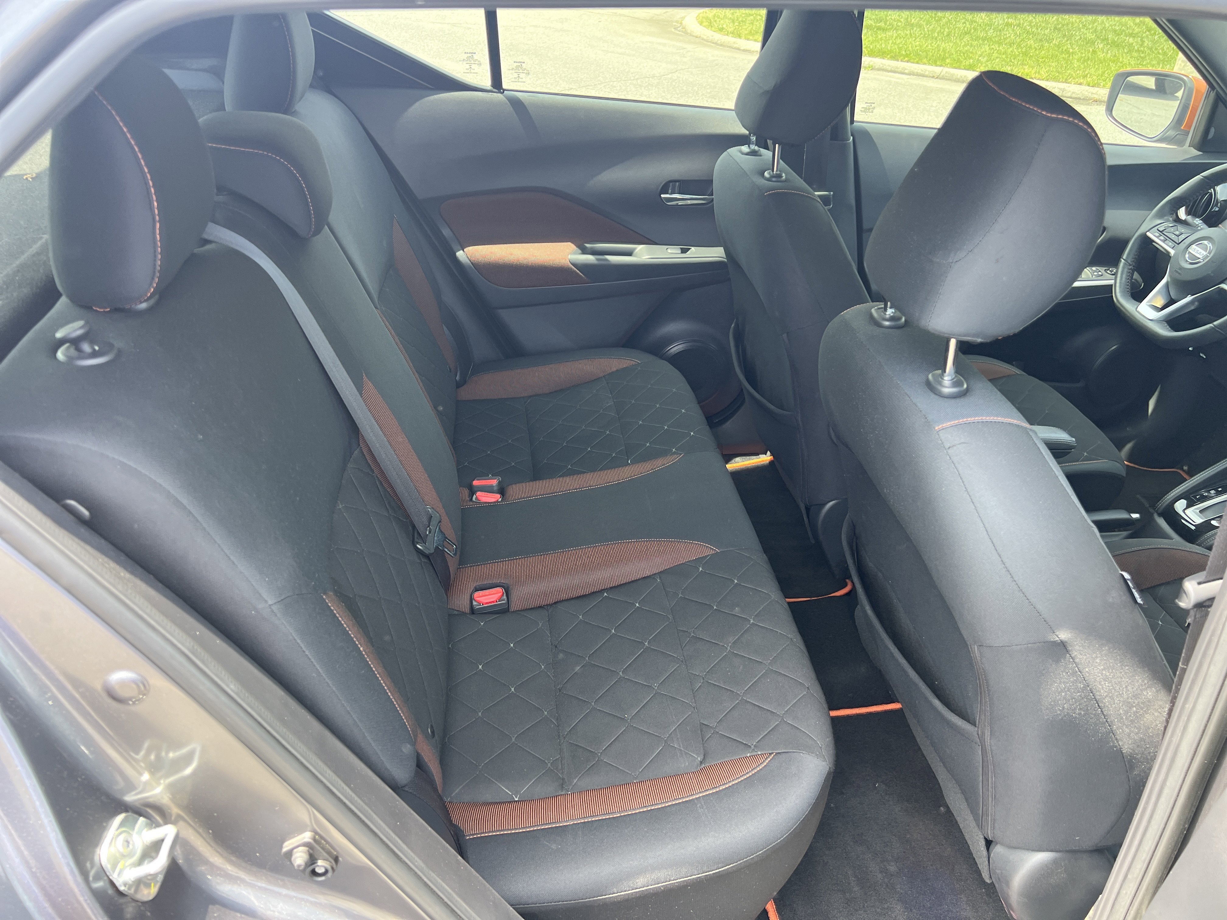 Used 2019 Gun Metallic Nissan SR image 16