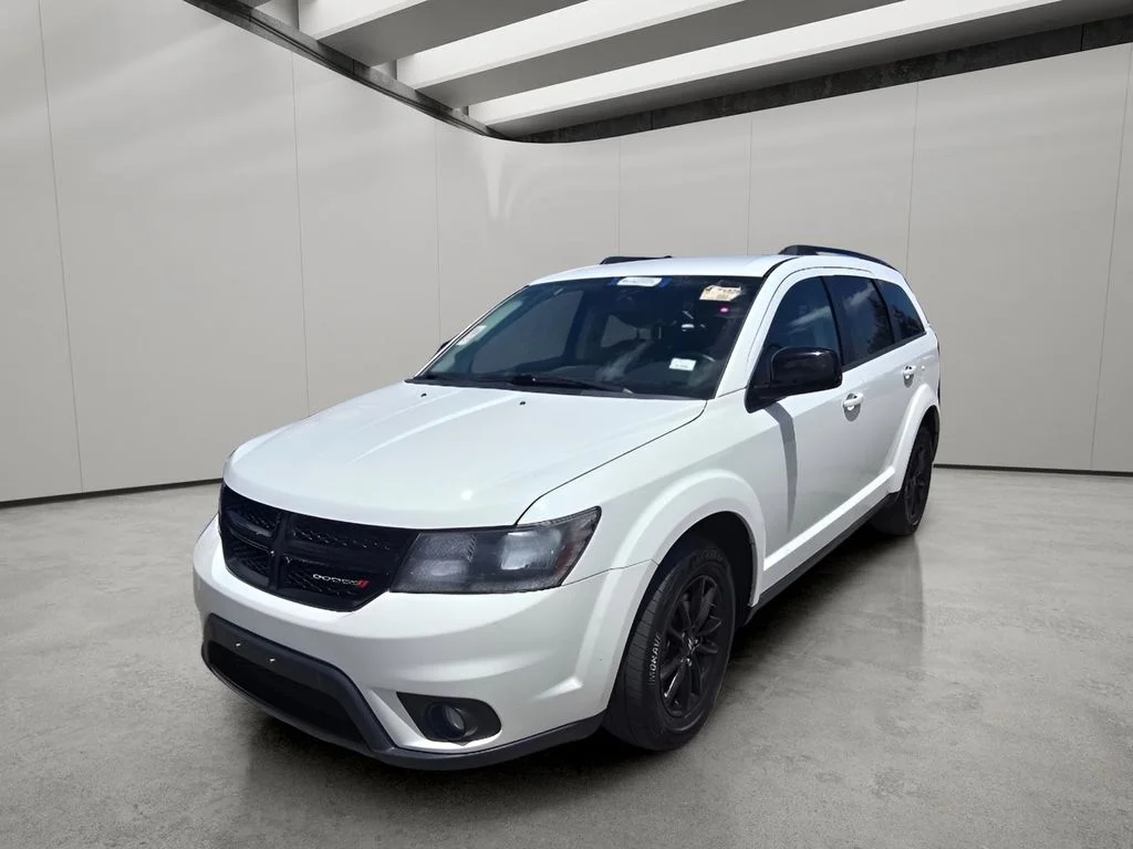 Used 2019 Vice White Dodge SE image 2