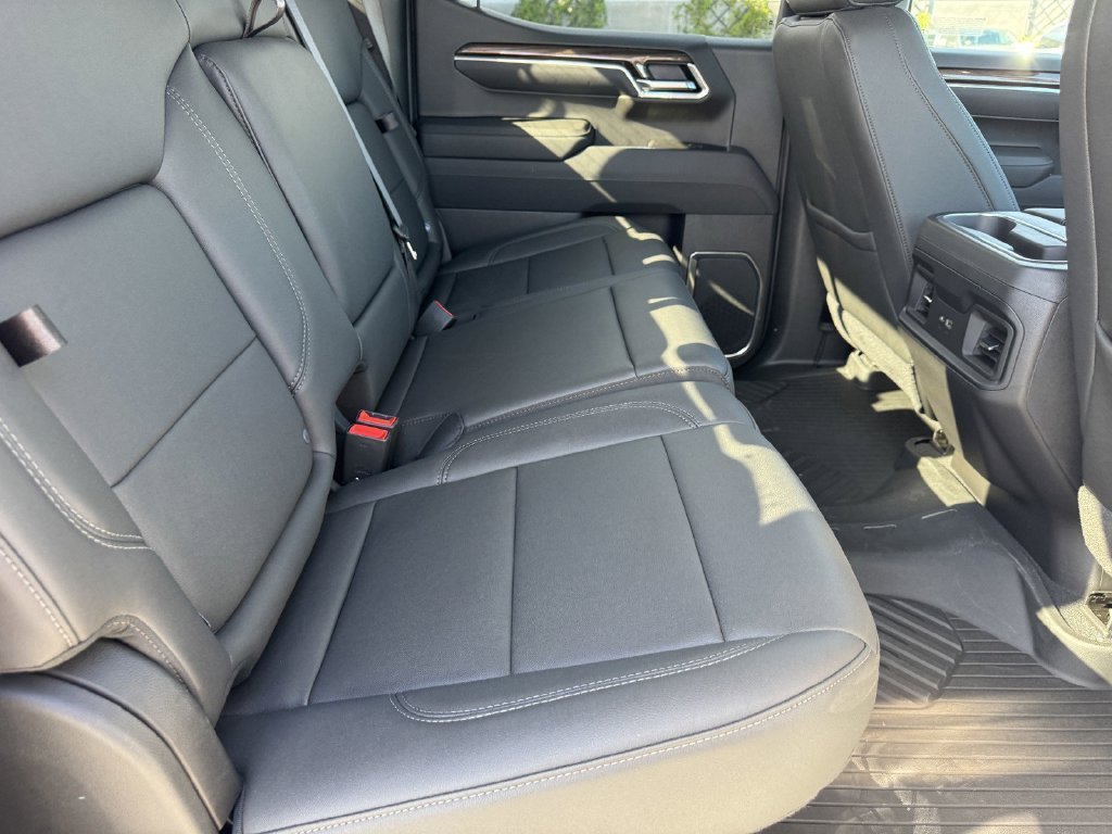 Used 2026 White Chevrolet LT Trail Boss image 12