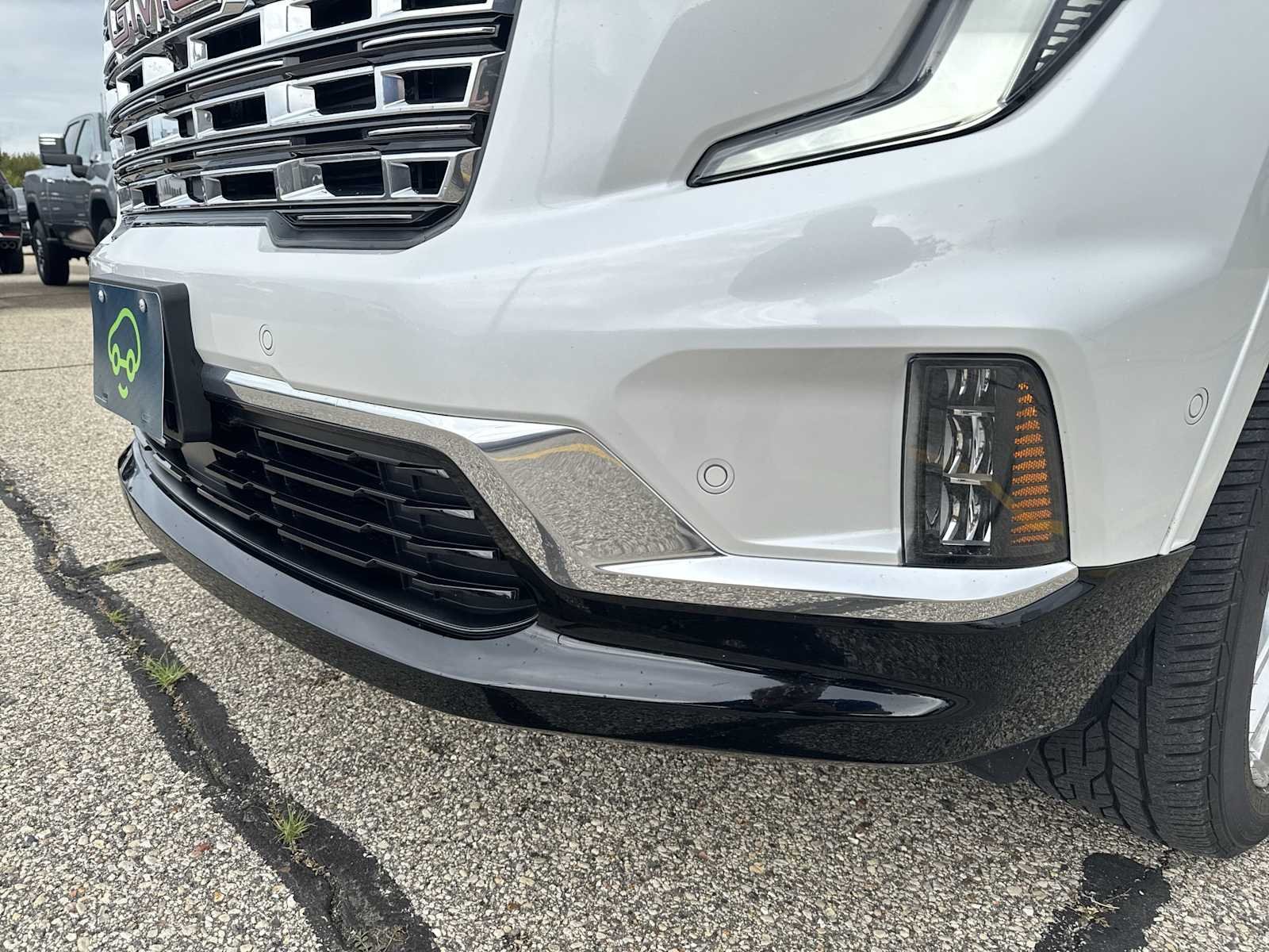 Certified Used 2024 White Frost Tricoat GMC Denali image 4