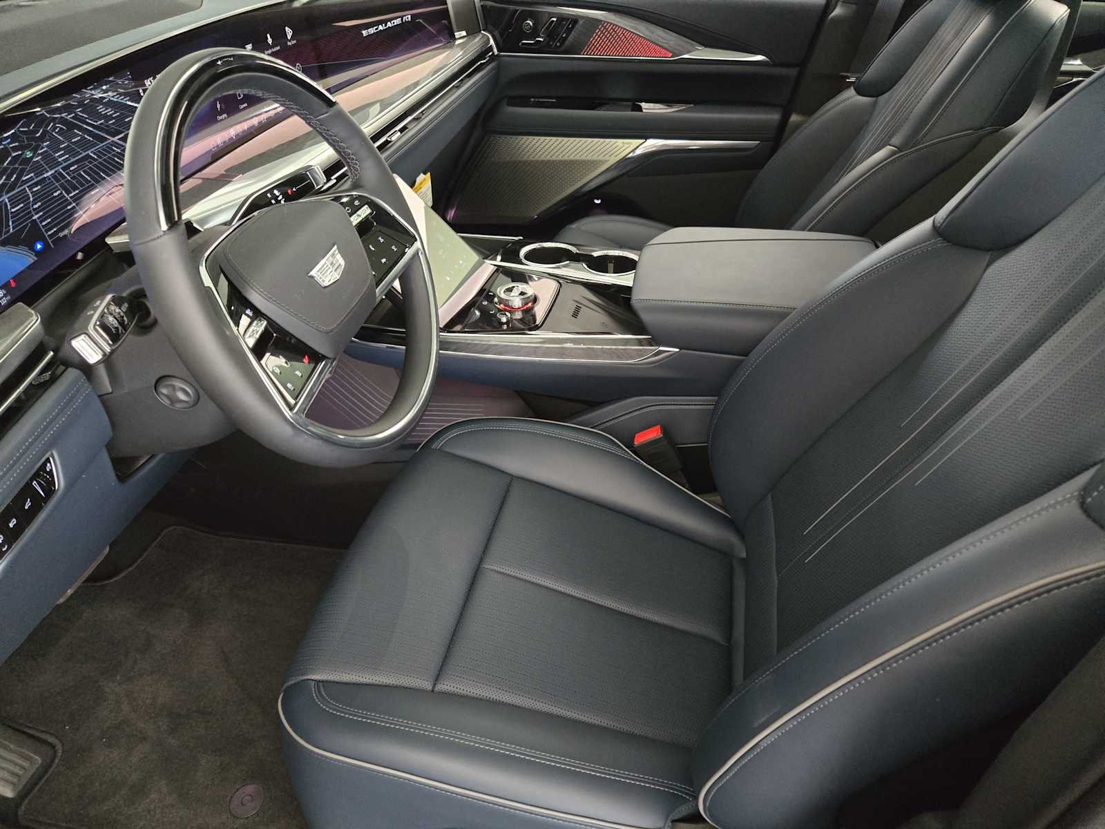 2025 Cadillac Escalade IQ Luxury 2 - Photo 8