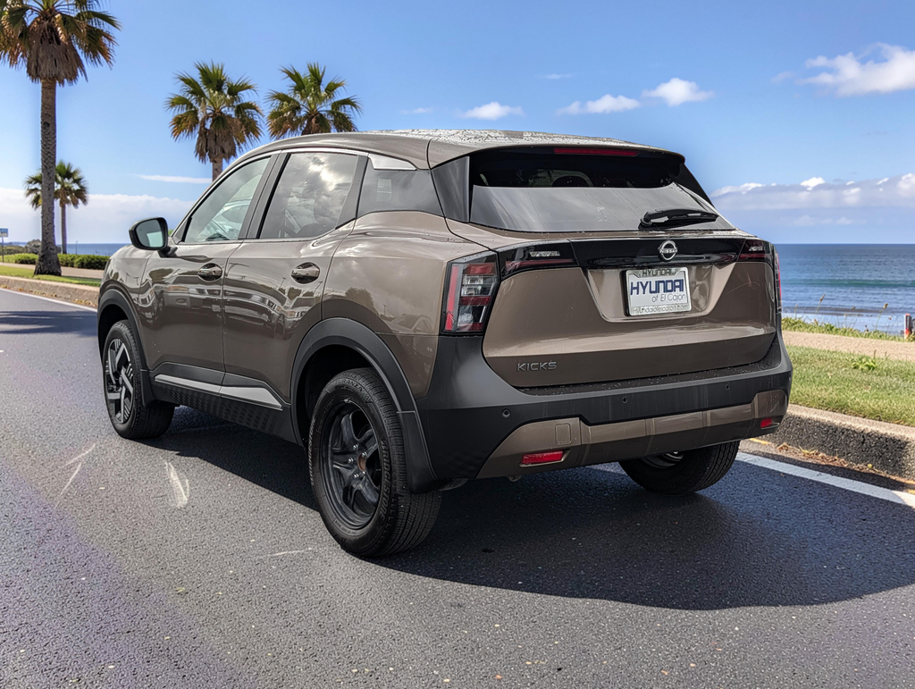 2025 Nissan Kicks SV - Photo 7