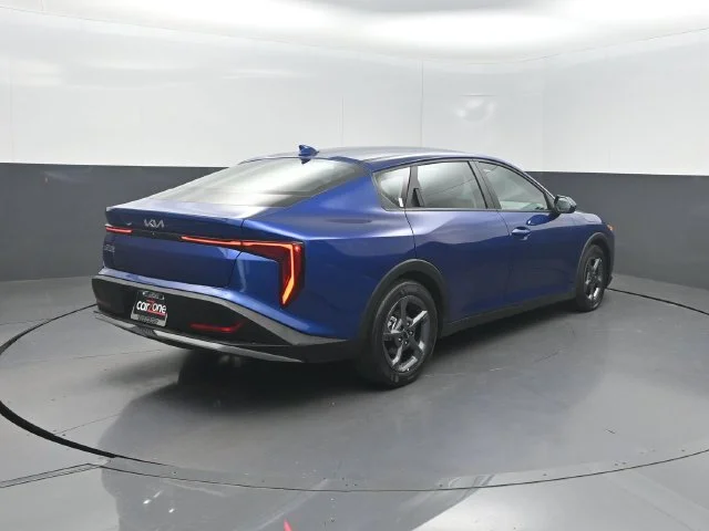 Used 2025 Blue Kia LXS image 25