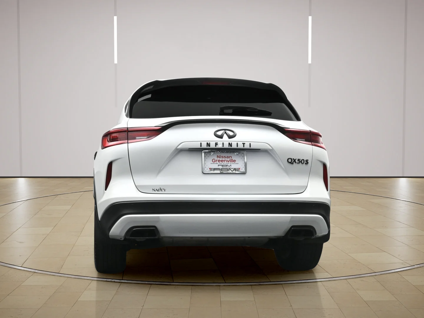 Used 2024 Radiant White INFINITI SPORT image 28