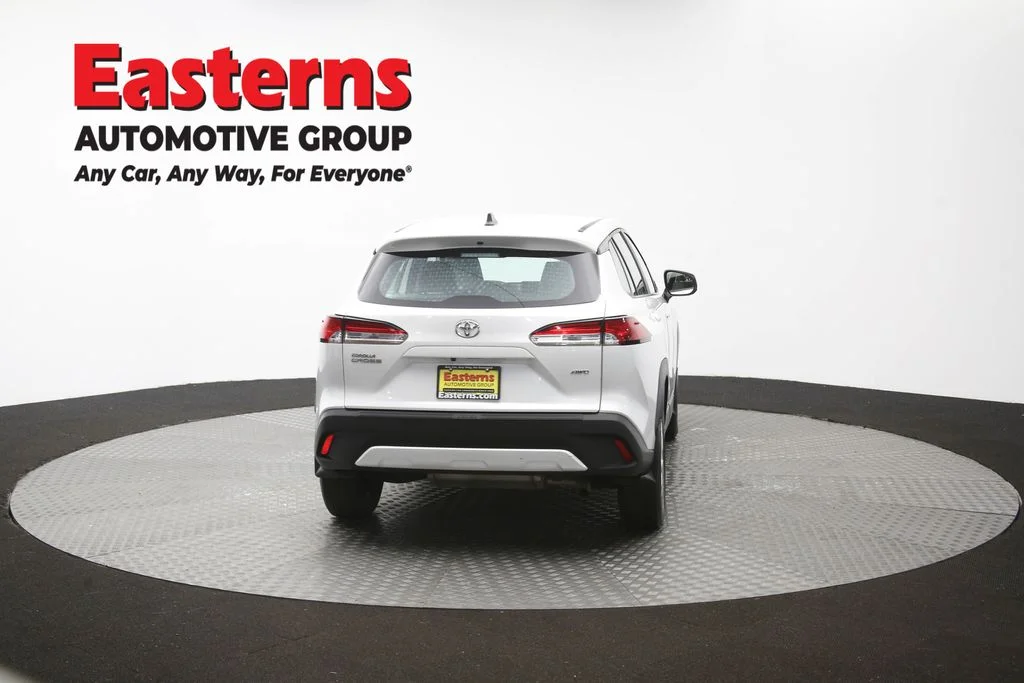 Used 2023 Beige Toyota L image 40