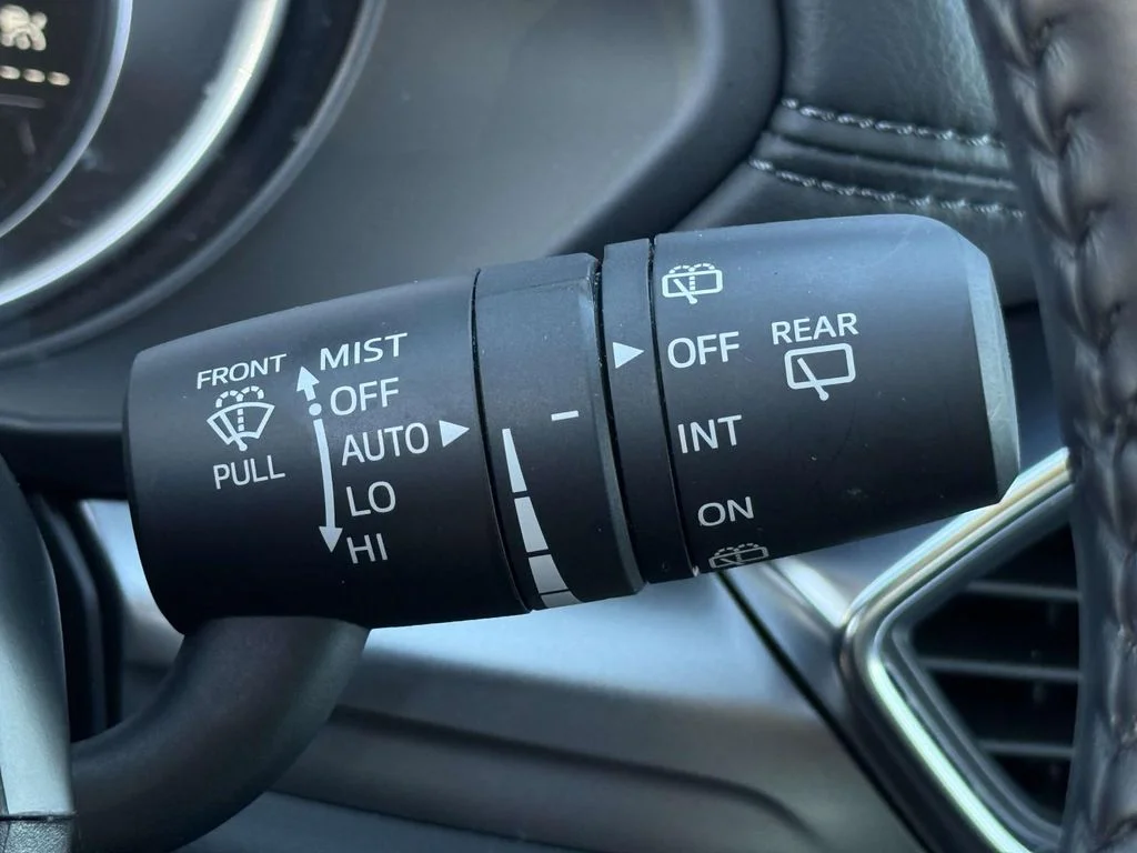 Used 2025 Silver Mazda 2.5 S Select Package image 25