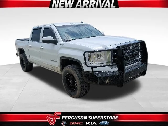 Used 2014 White GMC SLE image 1
