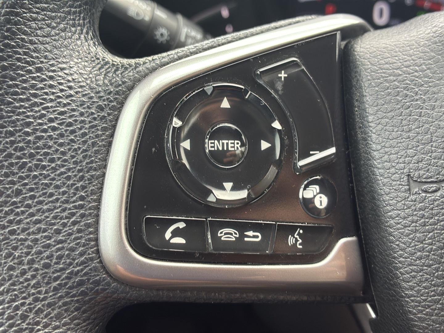 Used 2020 Platinum White Pearl Honda EX image 7