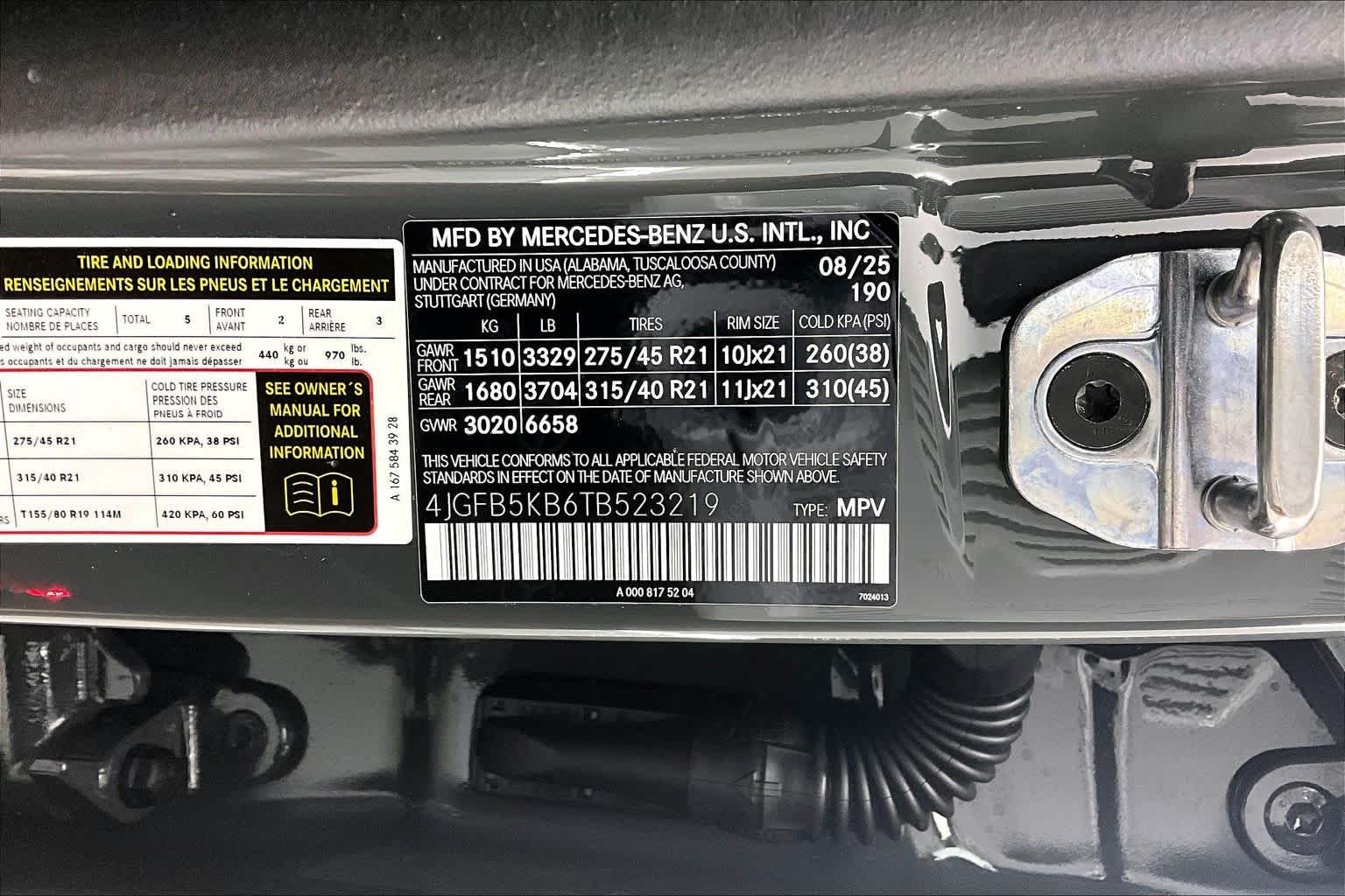 New 2026 MANUFAKTUR Silicon Grey Mercedes-Benz GLE 450 image 25