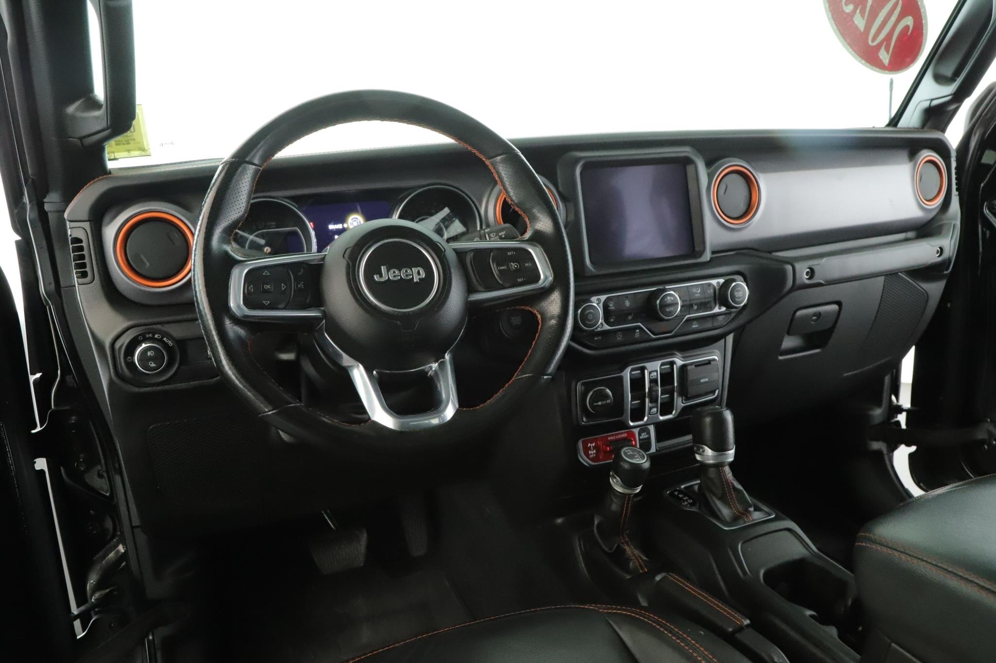 Used 2023 Black Clearcoat Jeep Mojave 4x4 image 2