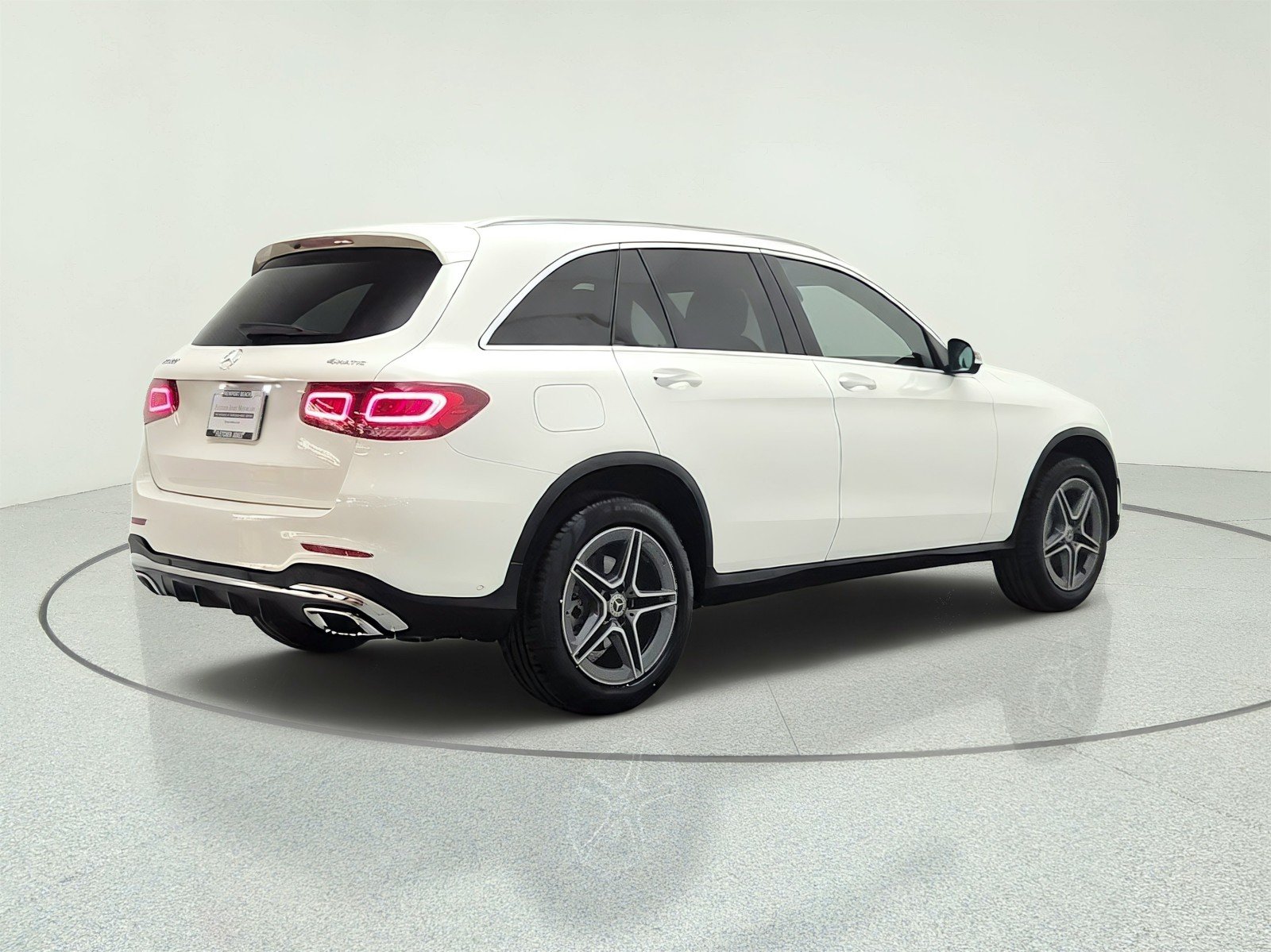 Used 2021 Polar White Mercedes-Benz GLC 300 4MATIC® SUV image 5