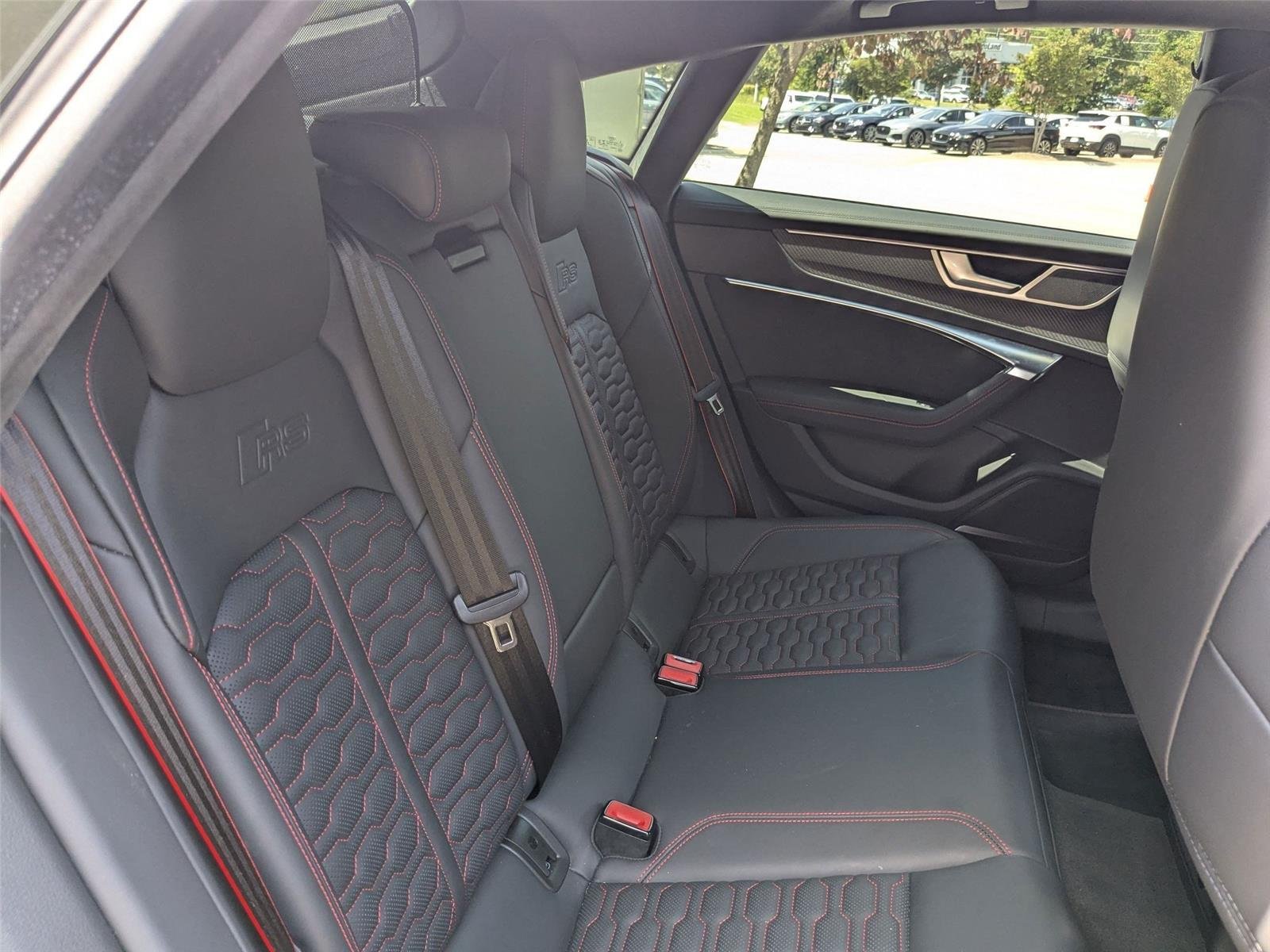 Used 2022 Sebring Black Crystal Effect AUDI  image 31